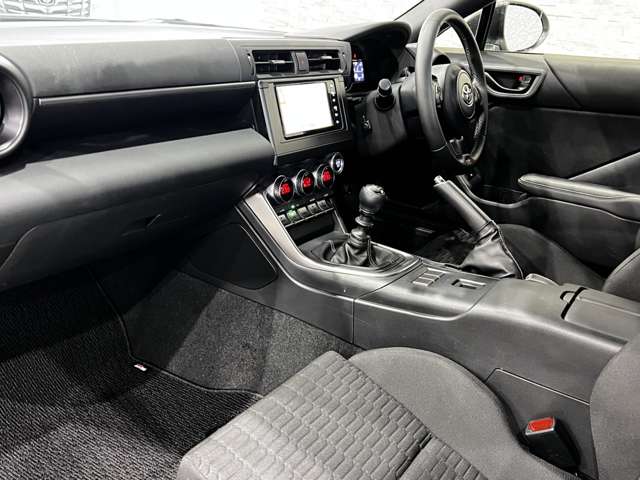 トヨタ ＧＲ８６ ２．４ ＳＺ R5年 (関東) 99