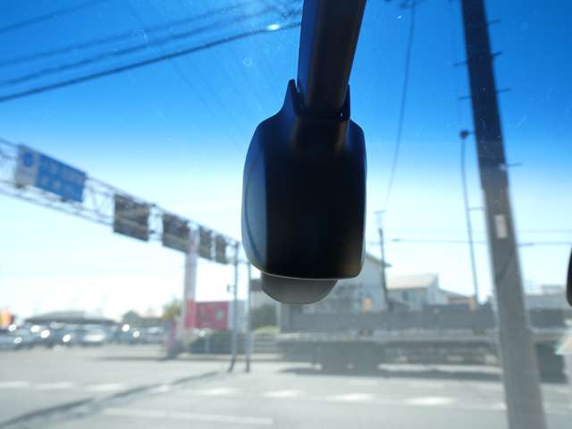 ホンダ オデッセイ　ハイブリッド ２．０ Ｅ：ＨＥＶ アブソルート ＥＸ R2年 (関東) 99