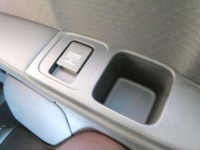 ホンダ オデッセイ　ハイブリッド ２．０ Ｅ：ＨＥＶ アブソルート ＥＸ R2年 (関東) 99