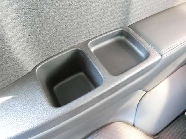 ホンダ オデッセイ　ハイブリッド ２．０ Ｅ：ＨＥＶ アブソルート ＥＸ R2年 (関東) 99