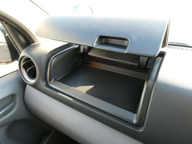 日産 ＮＶ３５０キャラバン ２．５ ＤＸ スーパーロングボディ ワイド ハイルーフ R2年 (関東) 99