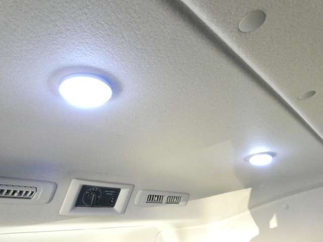 日産 ＮＶ３５０キャラバン ２．５ ＤＸ スーパーロングボディ ワイド ハイルーフ R2年 (関東) 99