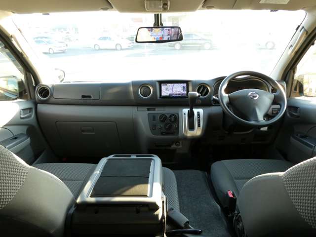 日産 ＮＶ３５０キャラバン ２．５ ＤＸ スーパーロングボディ ワイド ハイルーフ R2年 (関東) 99