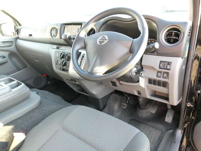 日産 ＮＶ３５０キャラバン ２．５ ＤＸ スーパーロングボディ ワイド ハイルーフ R2年 (関東) 99