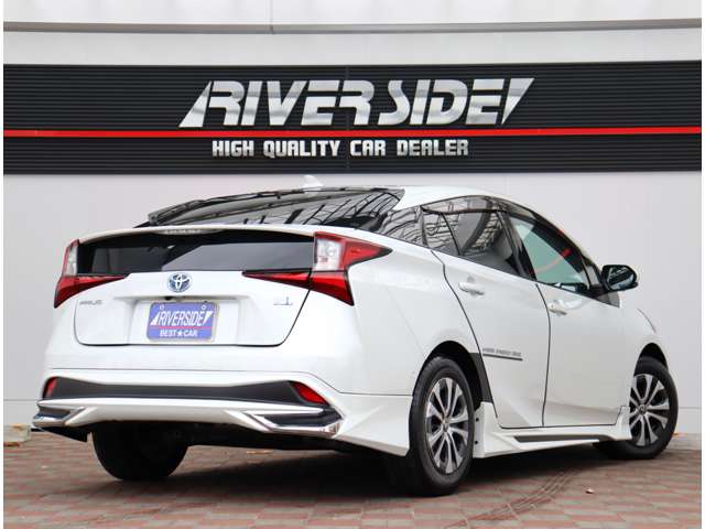 トヨタ プリウス １．８ Ａ プレミアム R3年 (関東) 99