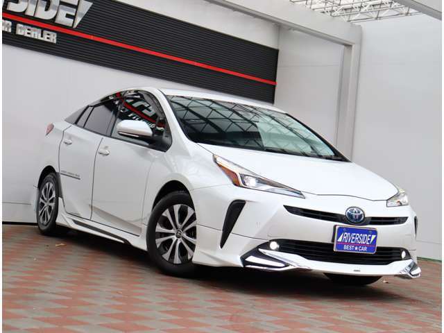 トヨタ プリウス １．８ Ａ プレミアム R3年 (関東) 99