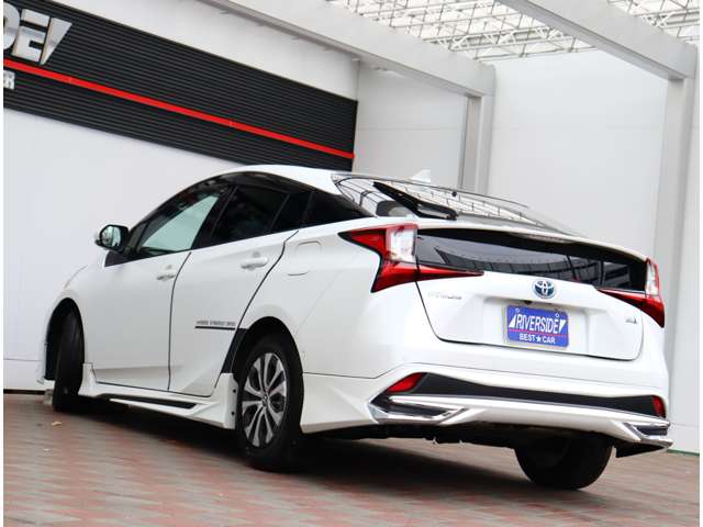 トヨタ プリウス １．８ Ａ プレミアム R3年 (関東) 99