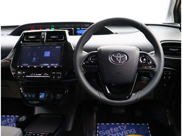 トヨタ プリウス １．８ Ａ プレミアム R3年 (関東) 99