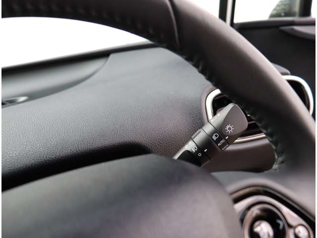 トヨタ プリウス １．８ Ａ プレミアム R3年 (関東) 99