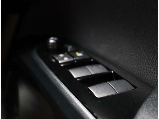 トヨタ プリウス １．８ Ａ プレミアム R3年 (関東) 99