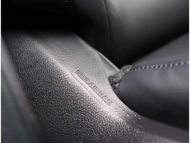 トヨタ プリウス １．８ Ａ プレミアム R3年 (関東) 99