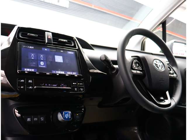 トヨタ プリウス １．８ Ａ プレミアム R3年 (関東) 99