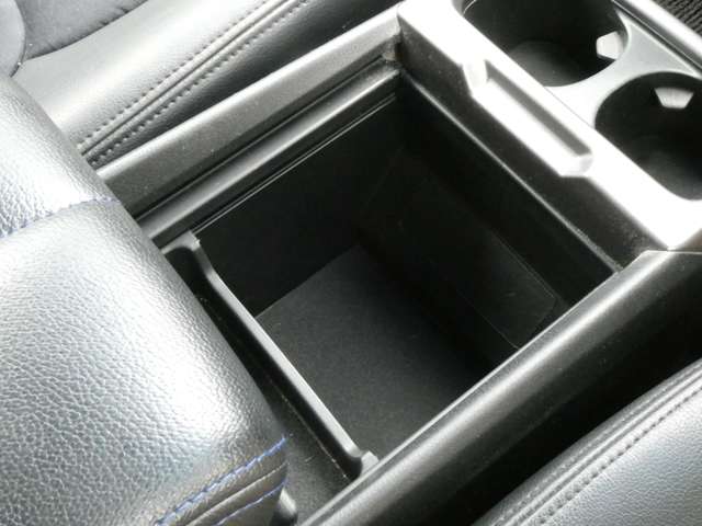 ホンダ オデッセイ ２．４ アブソルート H21年 (関東) 99