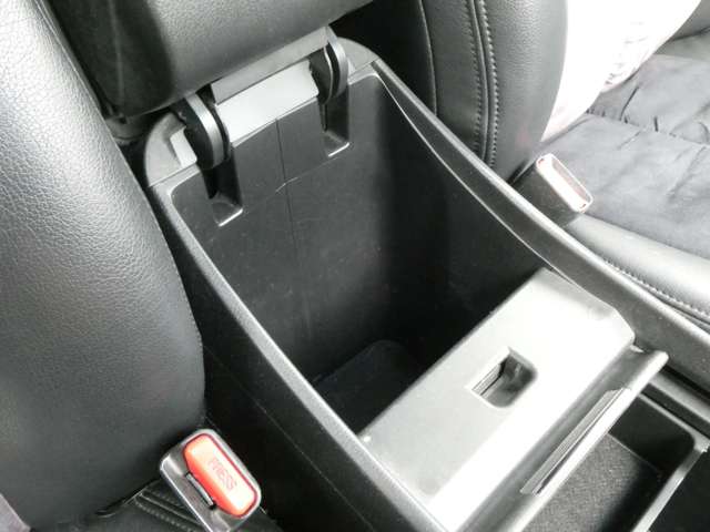 ホンダ オデッセイ ２．４ アブソルート H21年 (関東) 99