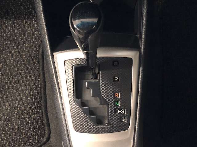 トヨタ カローラアクシオ １．５ Ｇ ４ＷＤ H26年 (北海道) 99