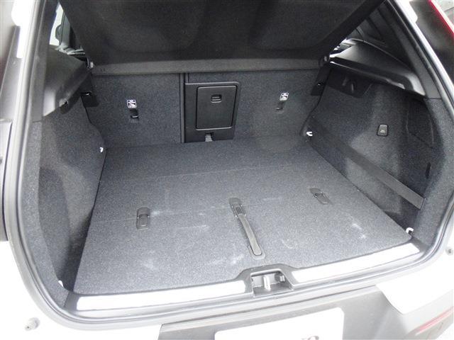 ボルボ ＸＣ４０ Ｔ５ ＡＷＤ Ｒデザイン ４ＷＤ R1年 (東北) 99