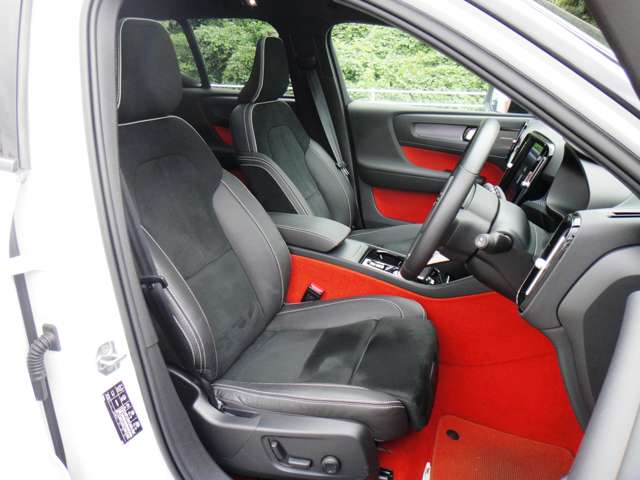 ボルボ ＸＣ４０ Ｔ５ ＡＷＤ Ｒデザイン ４ＷＤ R1年 (東北) 99