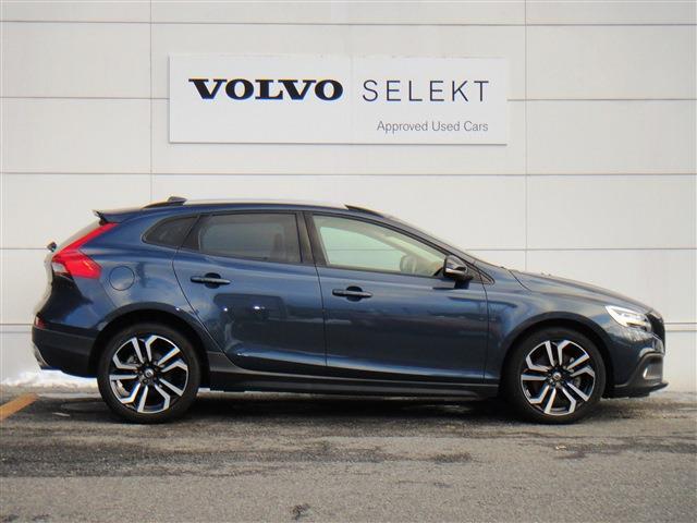 ボルボ Ｖ４０クロスカントリー Ｔ５ ＡＷＤ モメンタム ４ＷＤ H28年 (東北) 99