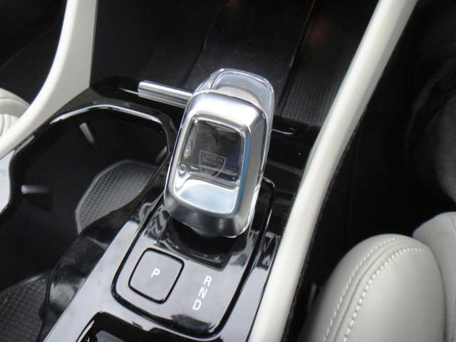 ボルボ ＸＣ４０ アルティメット Ｂ４ ＡＷＤ ４ＷＤ R5年 (東北) 99