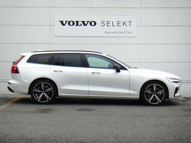 ボルボ Ｖ６０ リチャージ アルティメット Ｔ６ ＡＷＤ プラグイン ハイブリッド ４ＷＤ R5年 (東北) 99