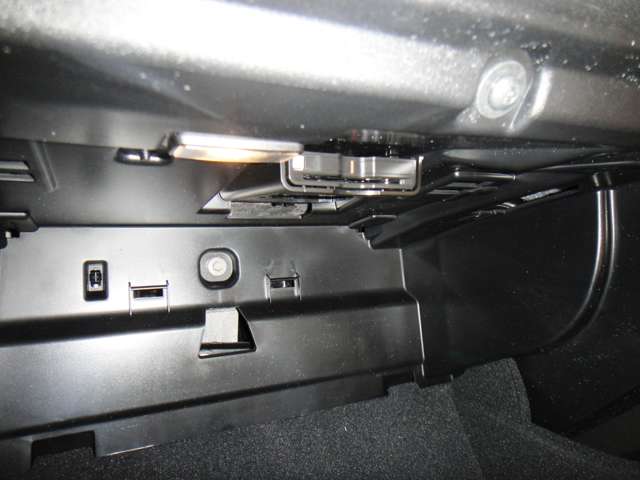 ボルボ Ｖ６０ リチャージ アルティメット Ｔ６ ＡＷＤ プラグイン ハイブリッド ４ＷＤ R5年 (東北) 99