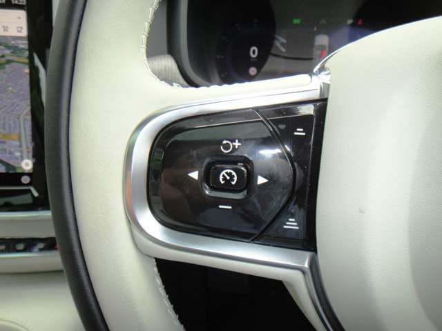 ボルボ Ｓ９０ リチャージ アルティメット Ｔ８ ＡＷＤ プラグイン ハイブリッド ４ＷＤ R5年 (東北) 99