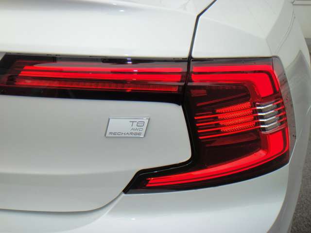 ボルボ Ｓ９０ リチャージ アルティメット Ｔ８ ＡＷＤ プラグイン ハイブリッド ４ＷＤ R5年 (東北) 99