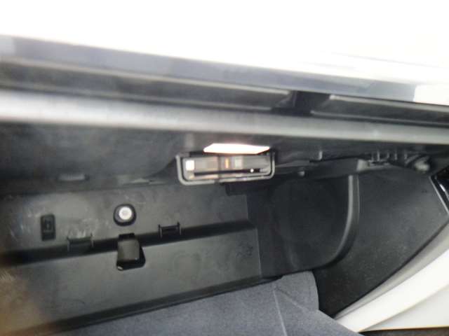 ボルボ Ｓ９０ リチャージ アルティメット Ｔ８ ＡＷＤ プラグイン ハイブリッド ４ＷＤ R5年 (東北) 99