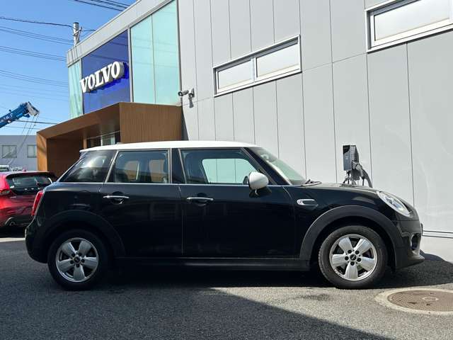 ミニ ミニ クーパーＤ ５ドア サザーク H30年 (東北) 99