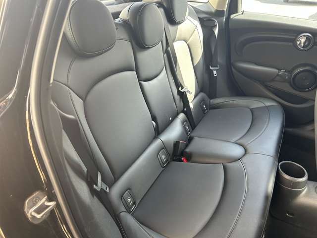 ミニ ミニ クーパーＤ ５ドア サザーク H30年 (東北) 99