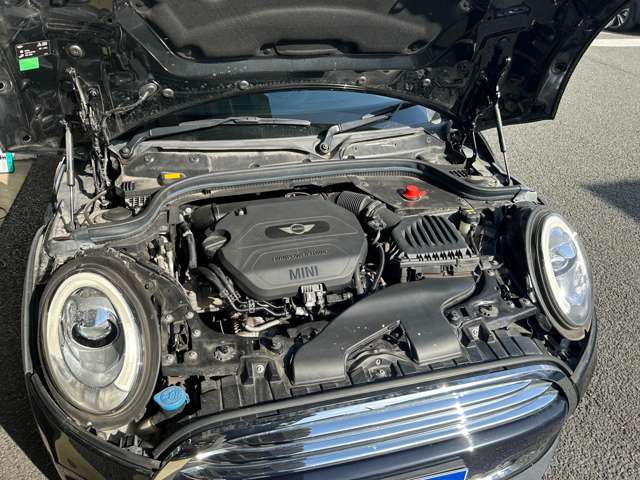 ミニ ミニ クーパーＤ ５ドア サザーク H30年 (東北) 99