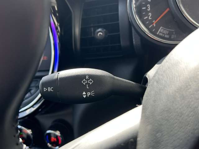 ミニ ミニ クーパーＤ ５ドア サザーク H30年 (東北) 99