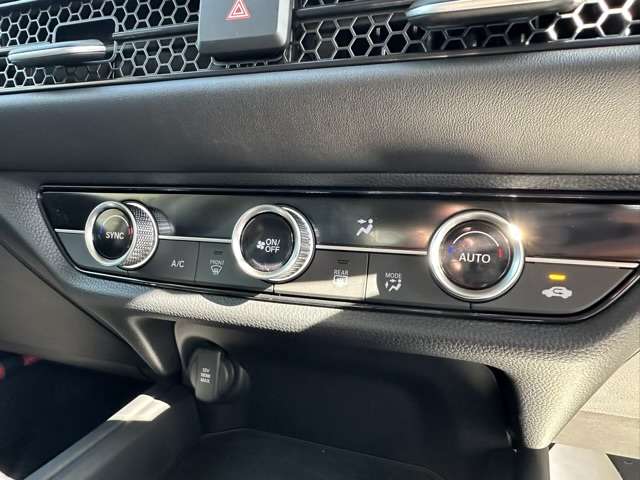 ホンダ ＺＲ−Ｖ １．５ Ｘ R6年 (東海) 99