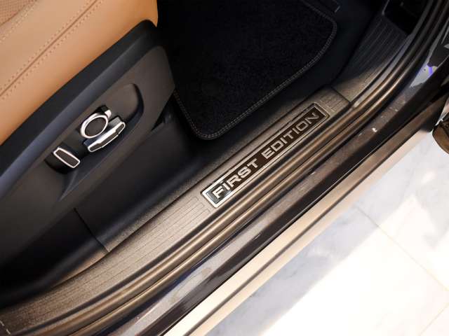 ランドローバー ディフェンダー １３０ ローンチ エディション ディーゼルターボ ４ＷＤ R5年 (関東) 99