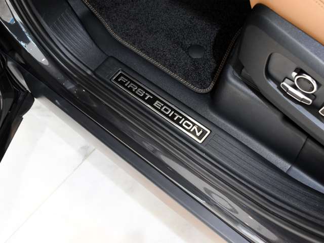 ランドローバー ディフェンダー １３０ ローンチ エディション ディーゼルターボ ４ＷＤ R5年 (関東) 99