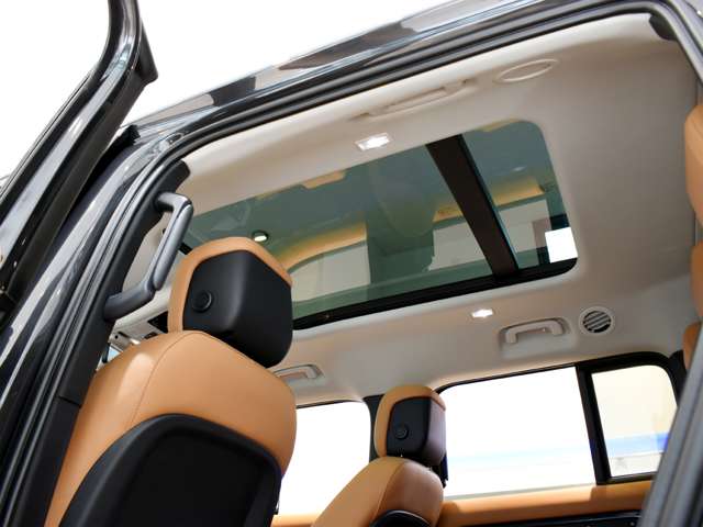 ランドローバー ディフェンダー １３０ ローンチ エディション ディーゼルターボ ４ＷＤ R5年 (関東) 99