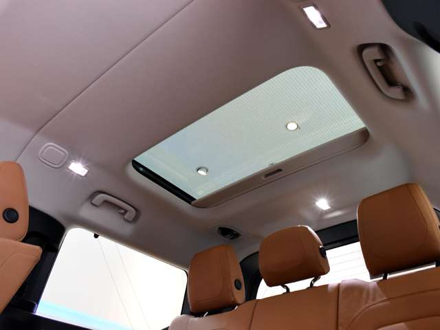 ランドローバー ディフェンダー １３０ ローンチ エディション ディーゼルターボ ４ＷＤ R5年 (関東) 99