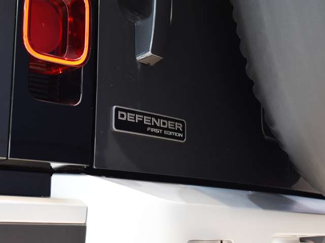 ランドローバー ディフェンダー １３０ ローンチ エディション ディーゼルターボ ４ＷＤ R5年 (関東) 99