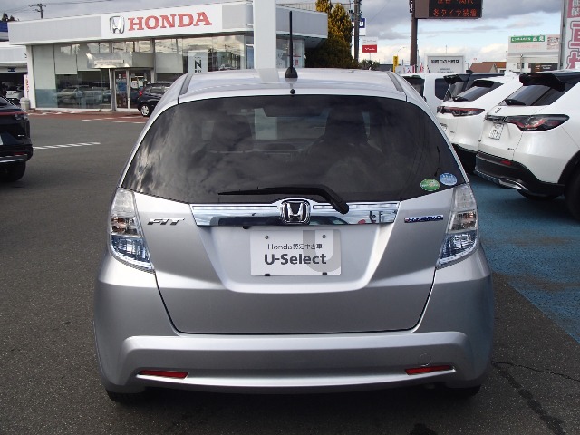 ホンダ フィット　ハイブリッド １．３ スマートセレクション ファインスタイル H25年 (東北) 99