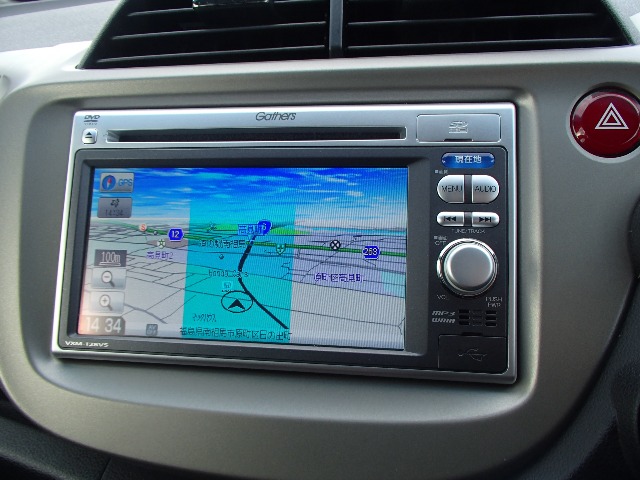 ホンダ フィット　ハイブリッド １．３ スマートセレクション ファインスタイル H25年 (東北) 99