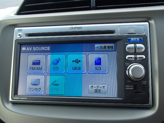 ホンダ フィット　ハイブリッド １．３ スマートセレクション ファインスタイル H25年 (東北) 99