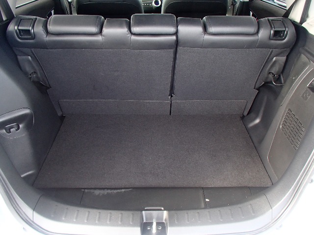 ホンダ フィット　ハイブリッド １．３ スマートセレクション ファインスタイル H25年 (東北) 99