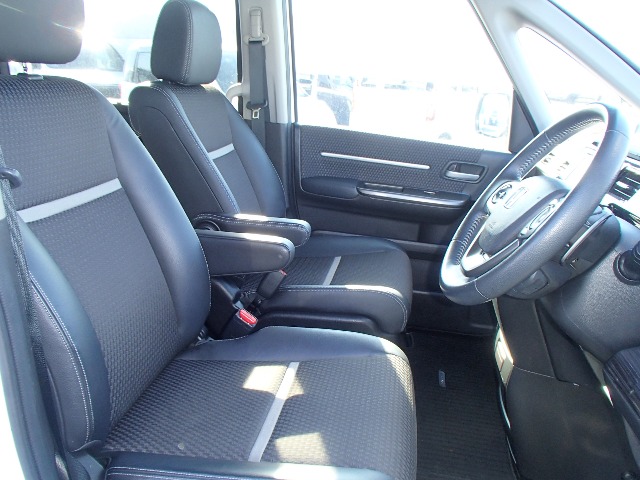 ホンダ ステップワゴン １．５ スパーダ クールスピリット ホンダ センシング H29年 (東北) 99