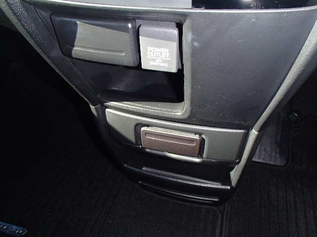 ホンダ ステップワゴン １．５ スパーダ クールスピリット ホンダ センシング H29年 (東北) 99