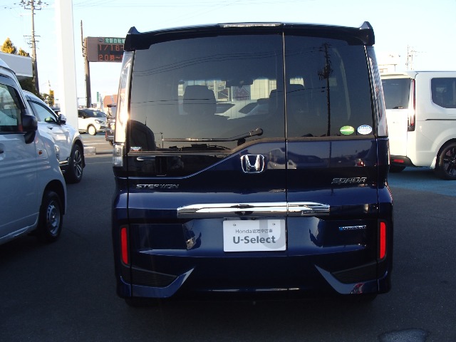 ホンダ ステップワゴン　ハイブリッド ２．０ スパーダ ハイブリッド Ｇ ホンダセンシング R1年 (東北) 99