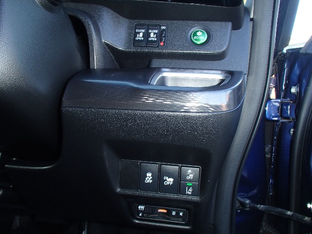 ホンダ ステップワゴン　ハイブリッド ２．０ スパーダ ハイブリッド Ｇ ホンダセンシング R1年 (東北) 99