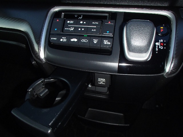 ホンダ ステップワゴン　ハイブリッド ２．０ スパーダ ハイブリッド Ｇ ホンダセンシング R1年 (東北) 99