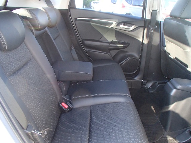 ホンダ フィット　ハイブリッド １．５ ハイブリッド Ｌパッケージ H28年 (東北) 99