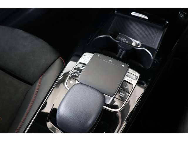 メルセデスベンツ Ａクラス Ａ１８０ スタイル ＡＭＧライン H30年 (近畿) 99