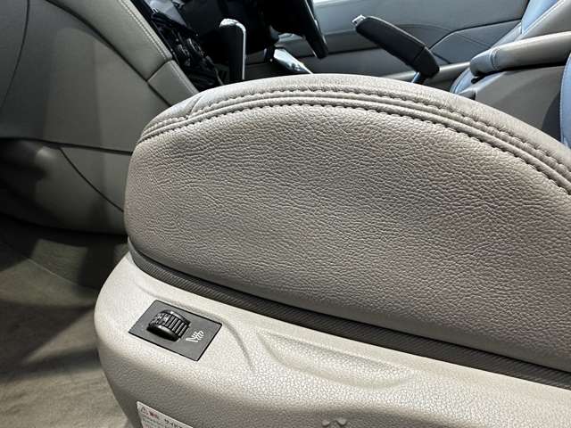 プジョー ３０８ＣＣ グリフ H23年 (中国) 99